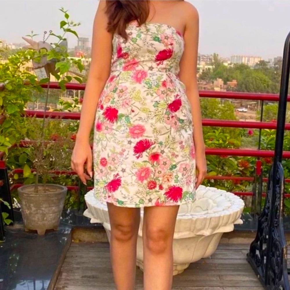 Old Navy Floral Strapless Cotton Mini Dress Size 8 NWT